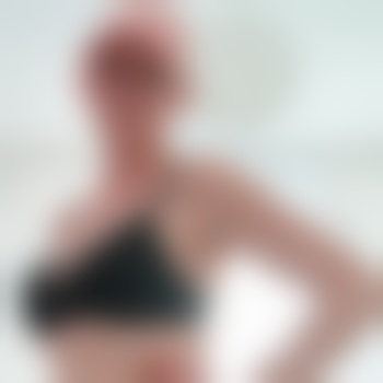 Hotwife1985