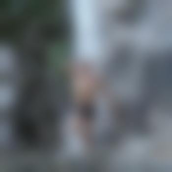 knuddelhenne