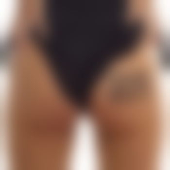 zoe-bitch