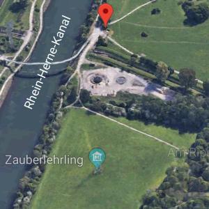 Parkplatz am ripshorster gehölzgarten,supergeil!