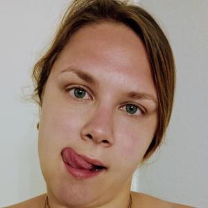 Einfach nur Curvy WIFE ELLA!