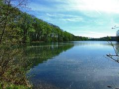 Schöner Platz am Heitkampsee in Geldern