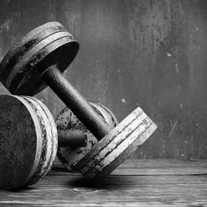 - FITNESS - GYM- TRAINIERT -