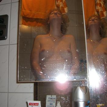 Saskia_Savesa