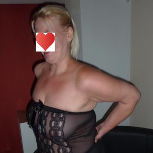 Sexy Curvy-Party am Freitag