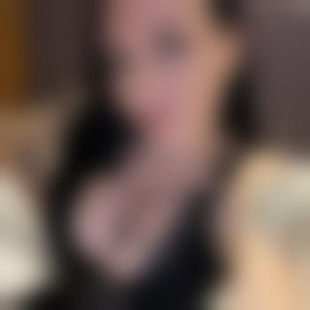 Headmistress_Evelyn