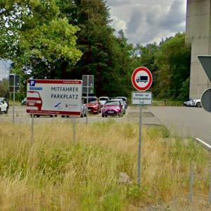 Landstuhl Mitfahrerparkplatz - Unter der Brücke