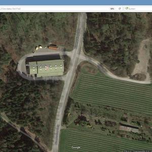 Großer Kiesparkplatz