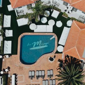 La Mirage Swingers Complex