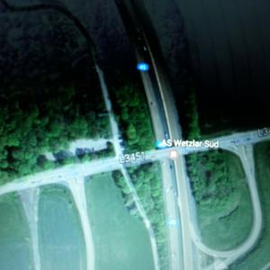 An der A45 Abfahrt Wetzlar Süd raus bis zur Ampel